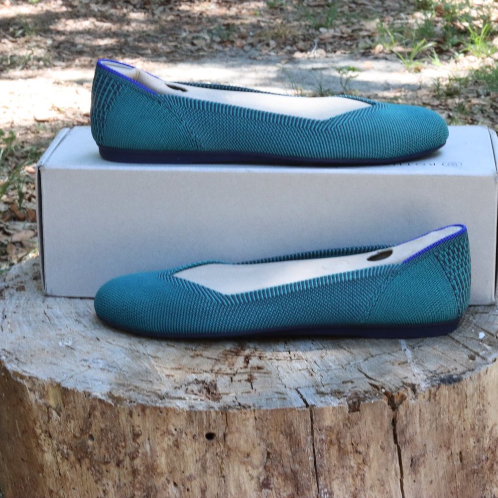 Retired Rothy's Spruce Python Flats Woman's 7 NIB - Picture 2 of 6
